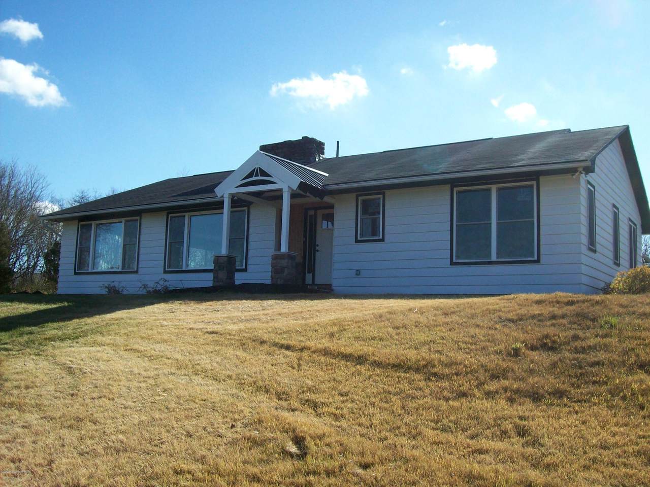 2578 Meadowlake Rd - Photo 1