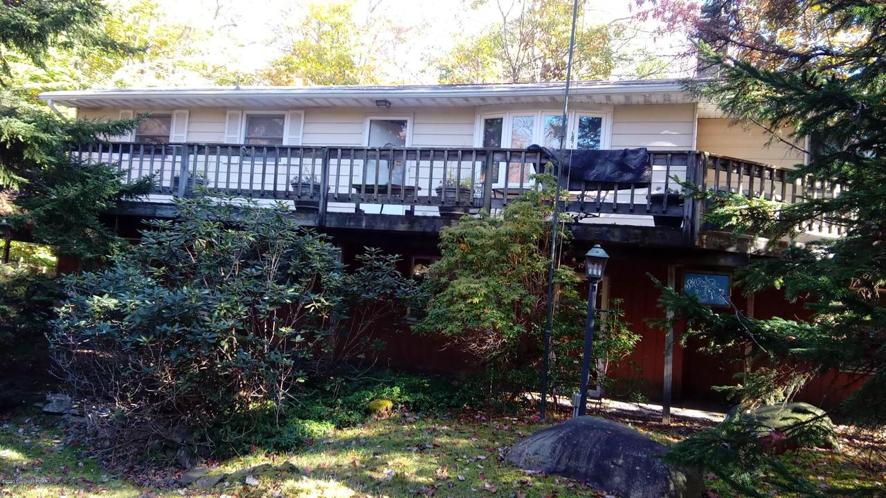 437 Stillwater Dr - Photo 1