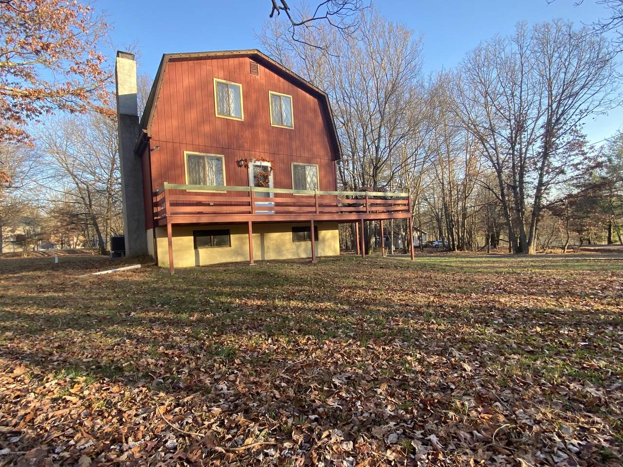 212 Cherry Ln - Photo 1