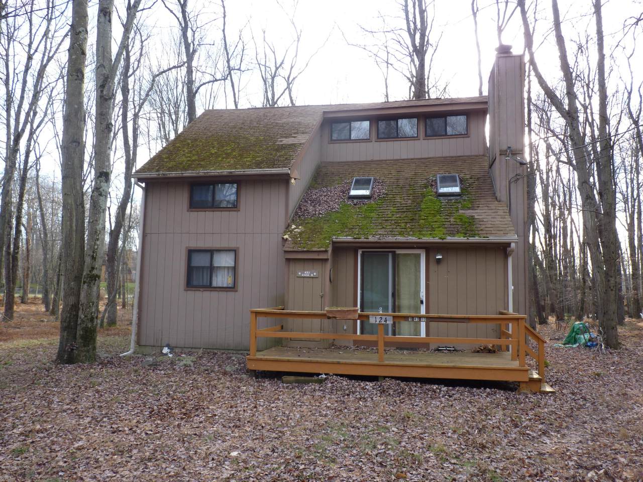 124 Tepee Dr - Photo 1