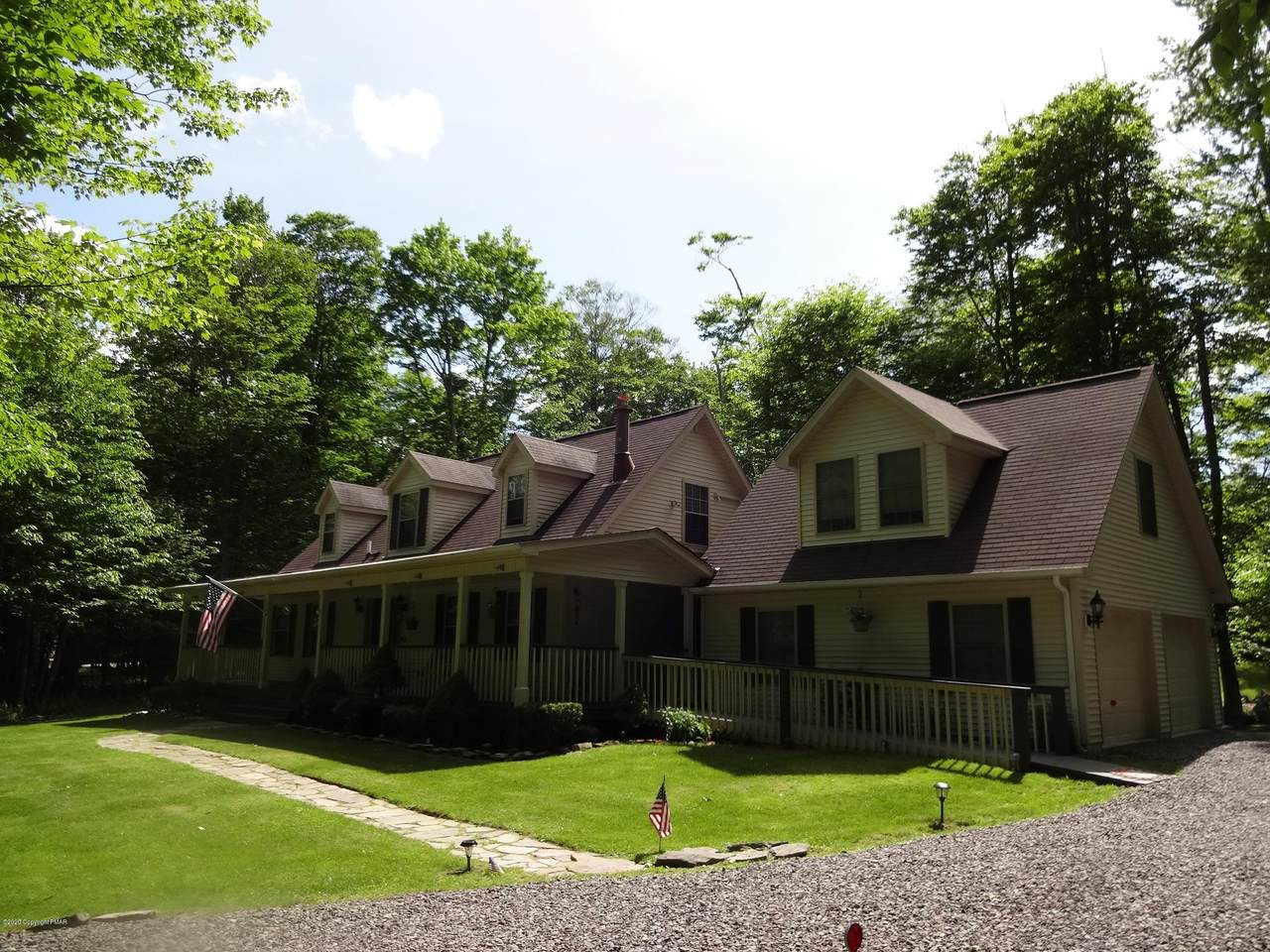 18 Maurice Dr - Photo 1