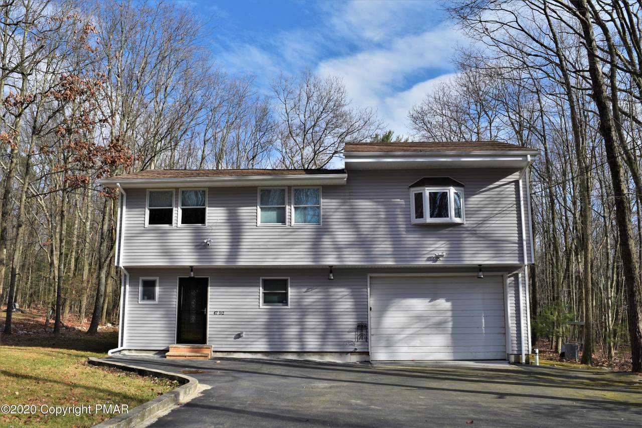 4752 Queens Way - Photo 1