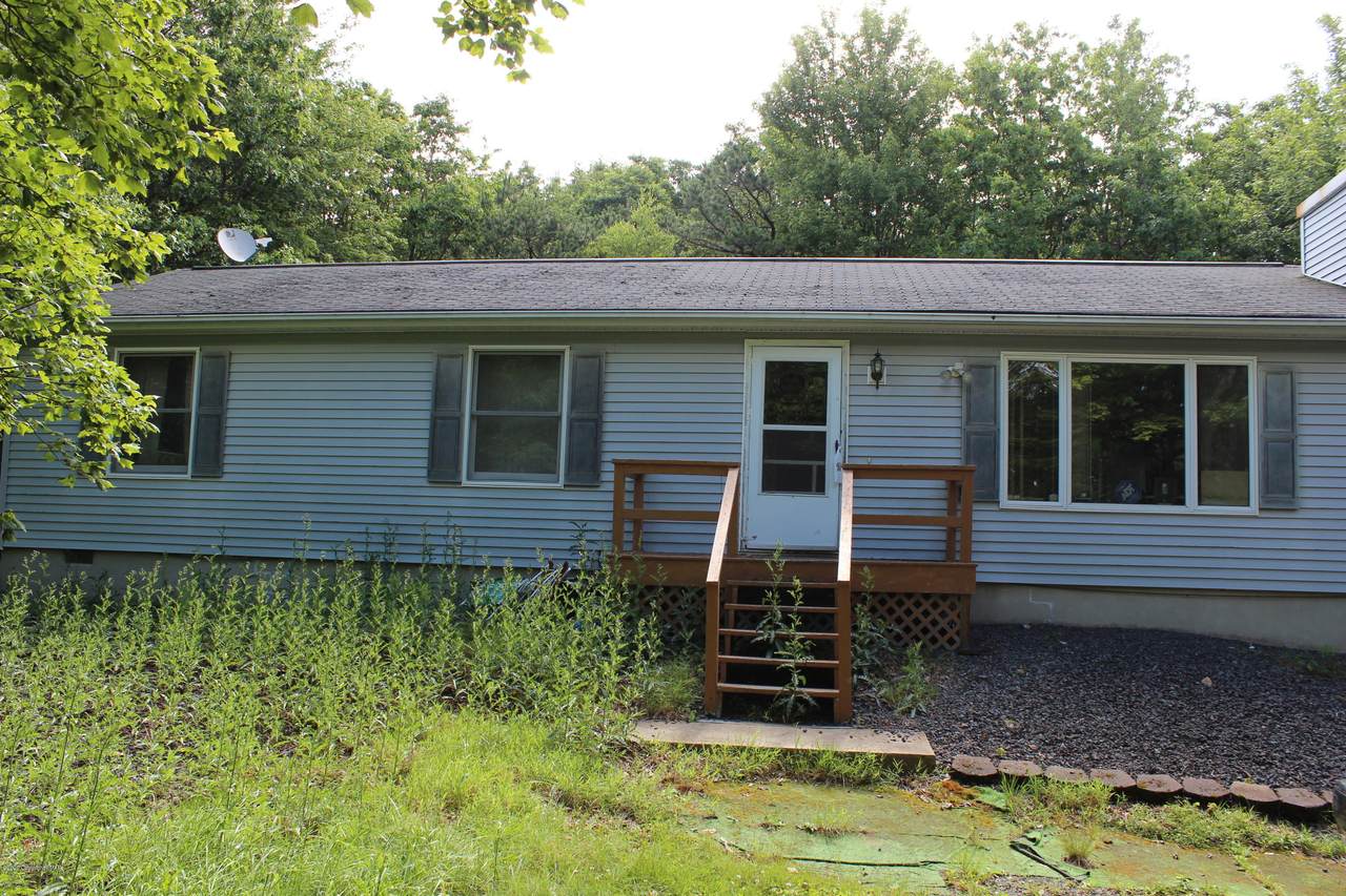 142 Saw Mill Rd - Photo 1