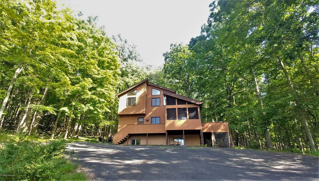 112 Ludlow Court - Photo 1