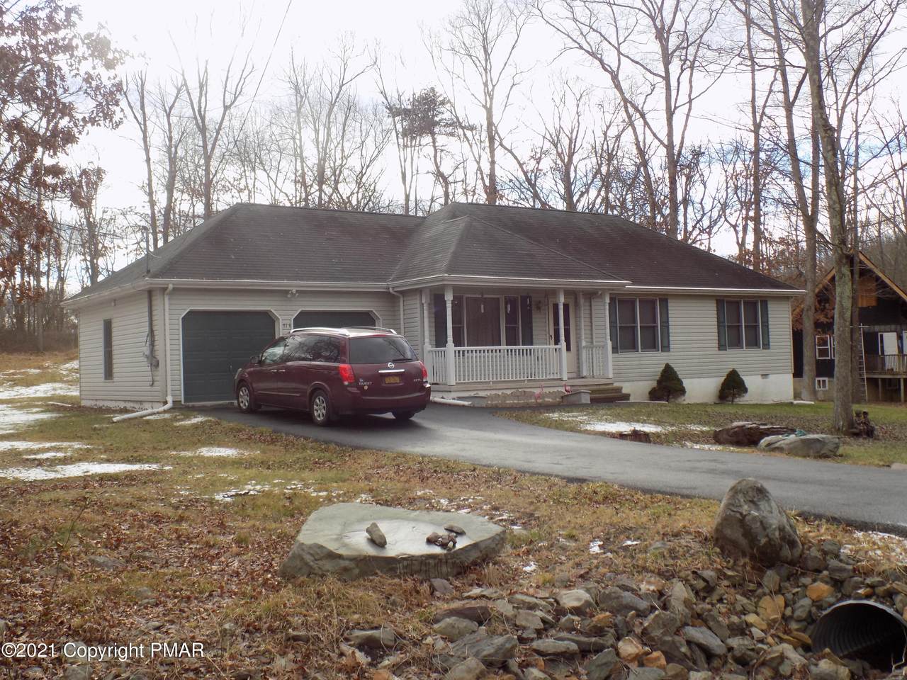 240 Bromley Rd - Photo 1