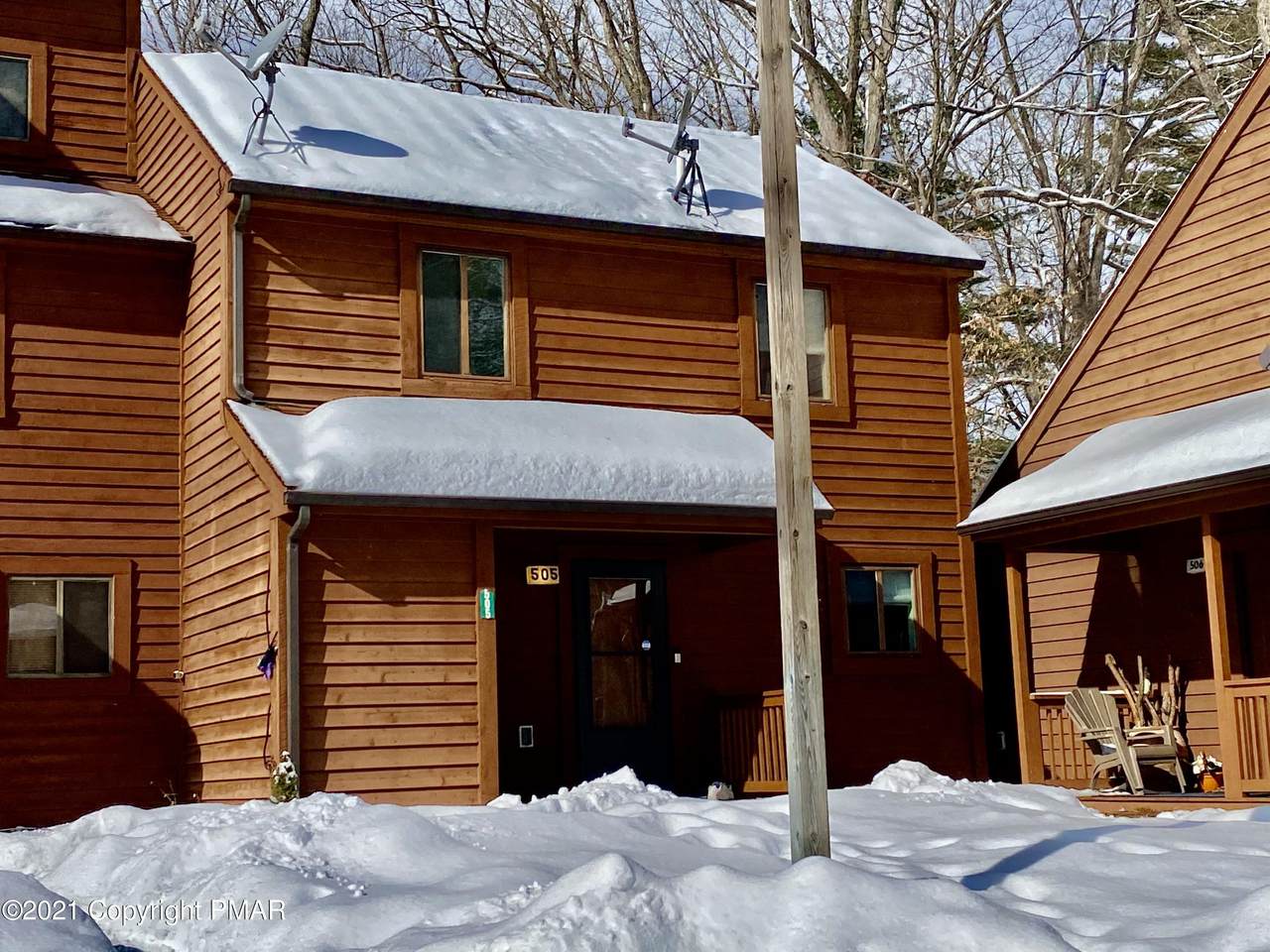 505 English Ct - Photo 1