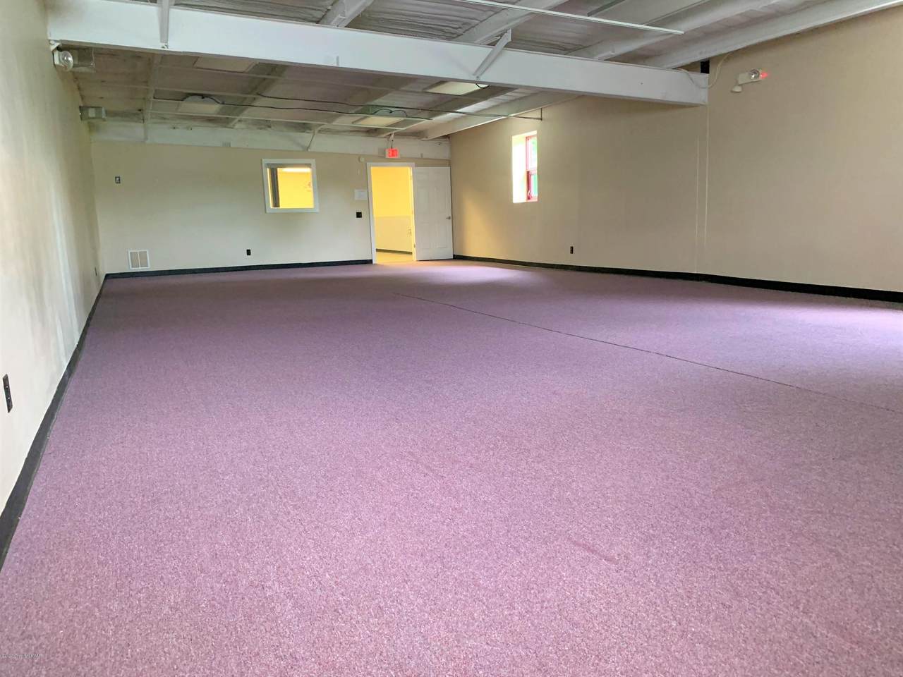 2936 Route 611, School-4 - Photo 1