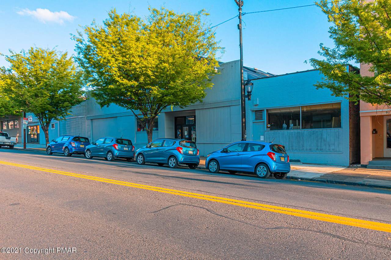 915 Northampton St - Photo 1