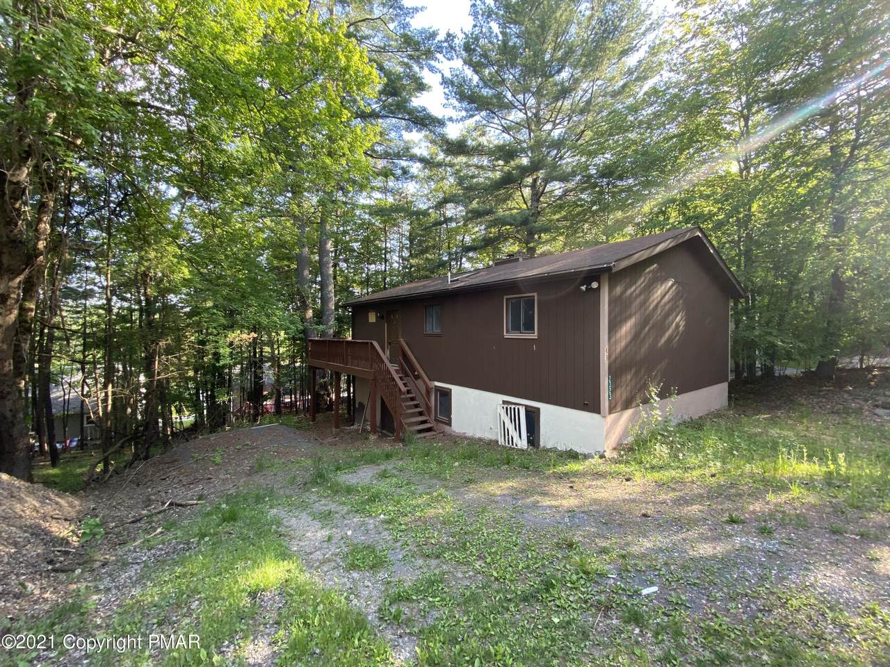 2323 Woodcrest Dr - Photo 1