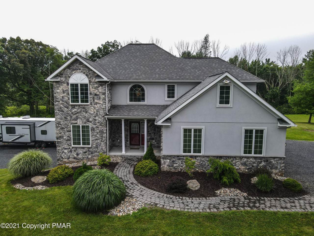 110 Thrones Way - Photo 1