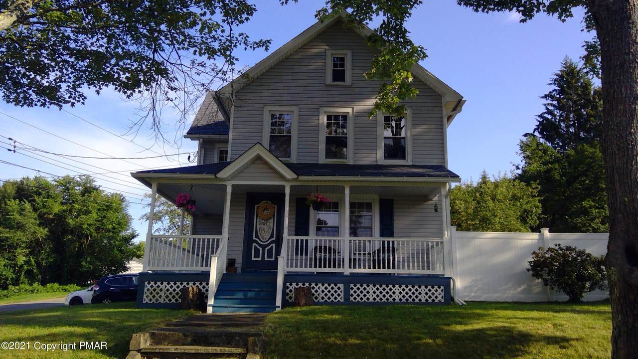 371 Pine St - Photo 1