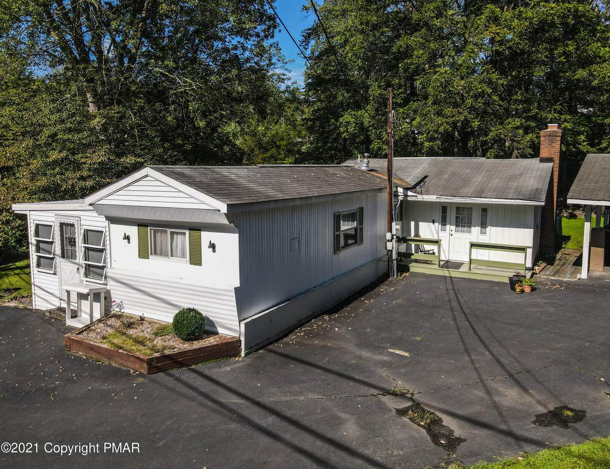 221 Baabe Ln - Photo 1