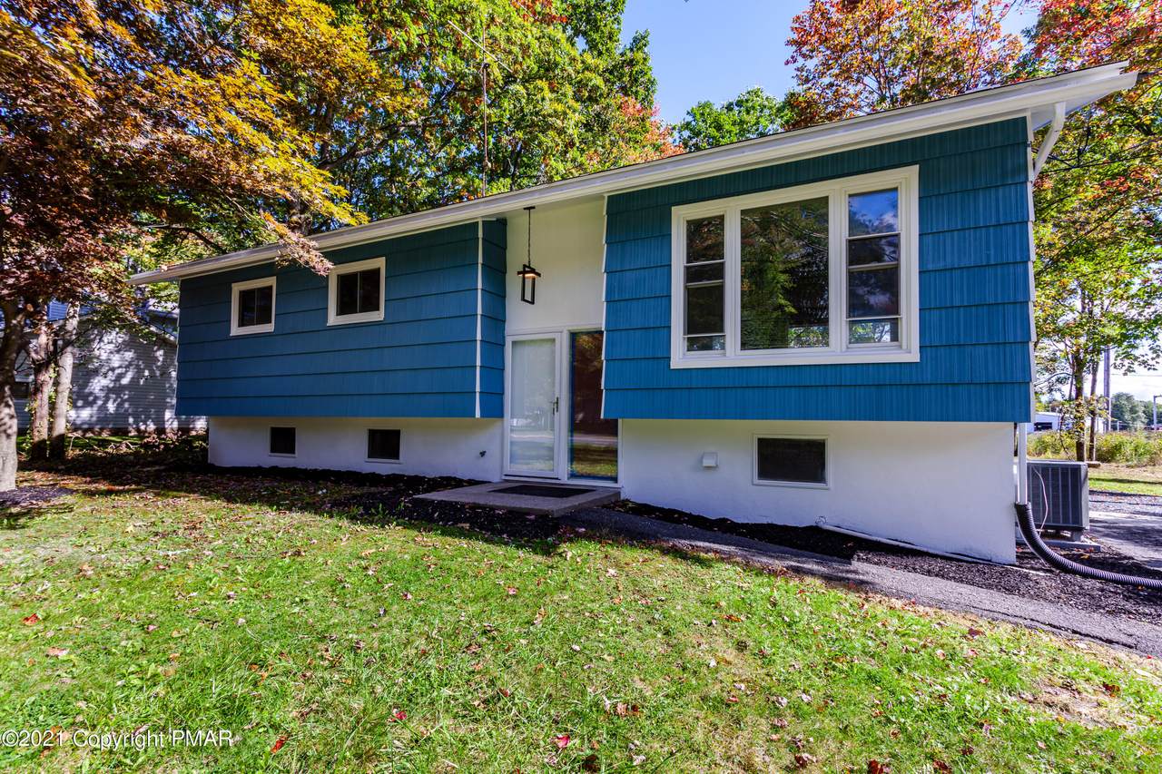 151 Summit Ave - Photo 1