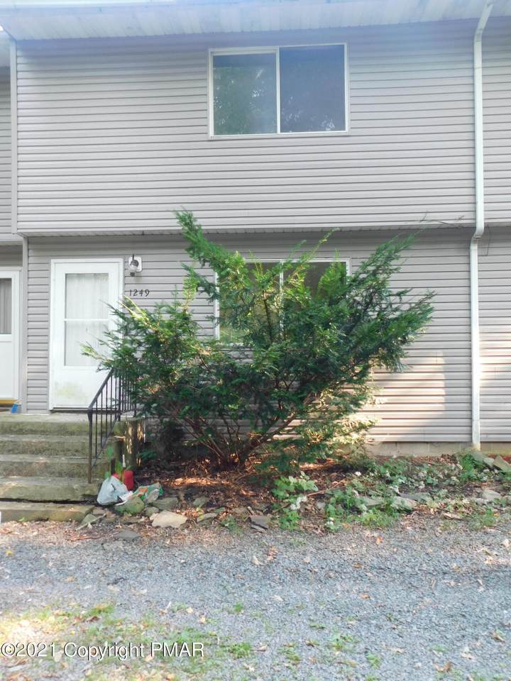1249 Chateau Dr - Photo 1