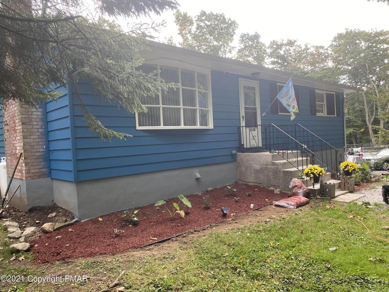 1110 Crescent Cir - Photo 1