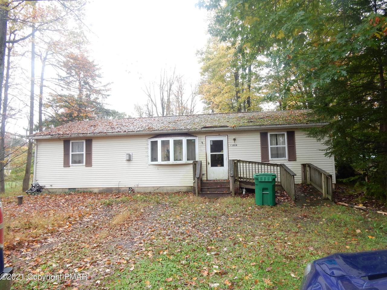 1152 Chickadee Dr - Photo 1