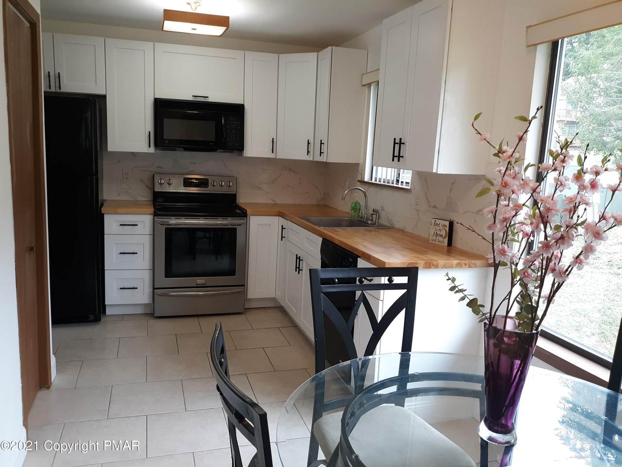 3335 Windemere Dr - Photo 1