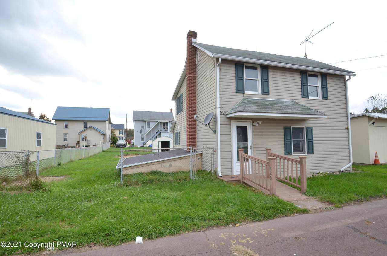 420 Walnut St - Photo 1