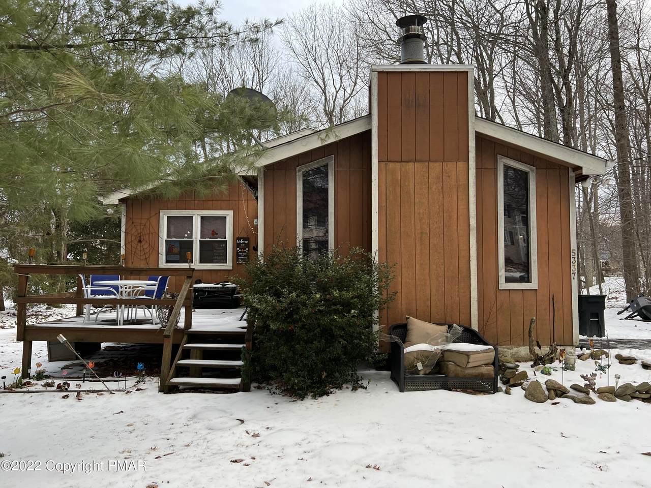 272 Coach Rd - Photo 1