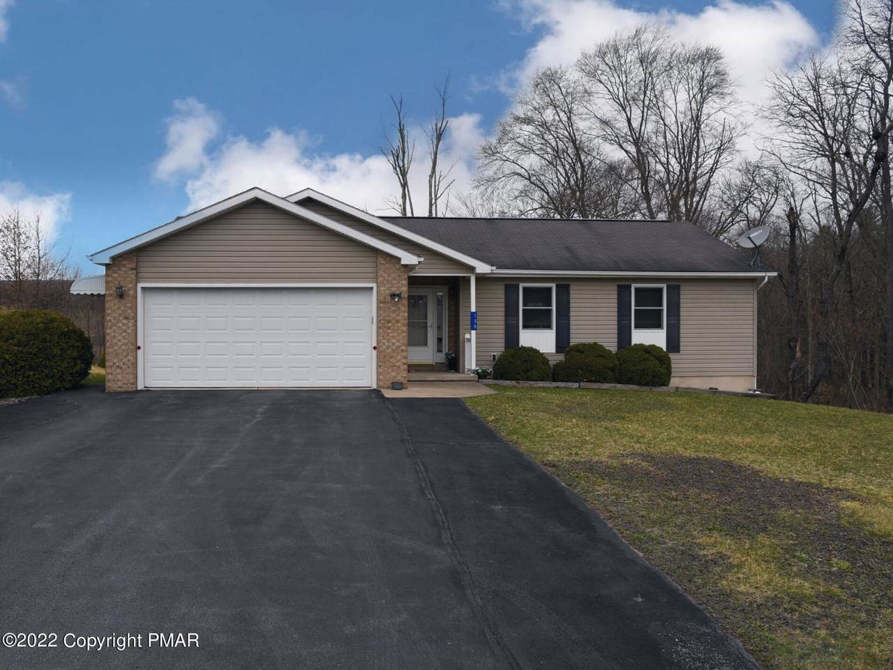 135 Woodring Rd - Photo 1