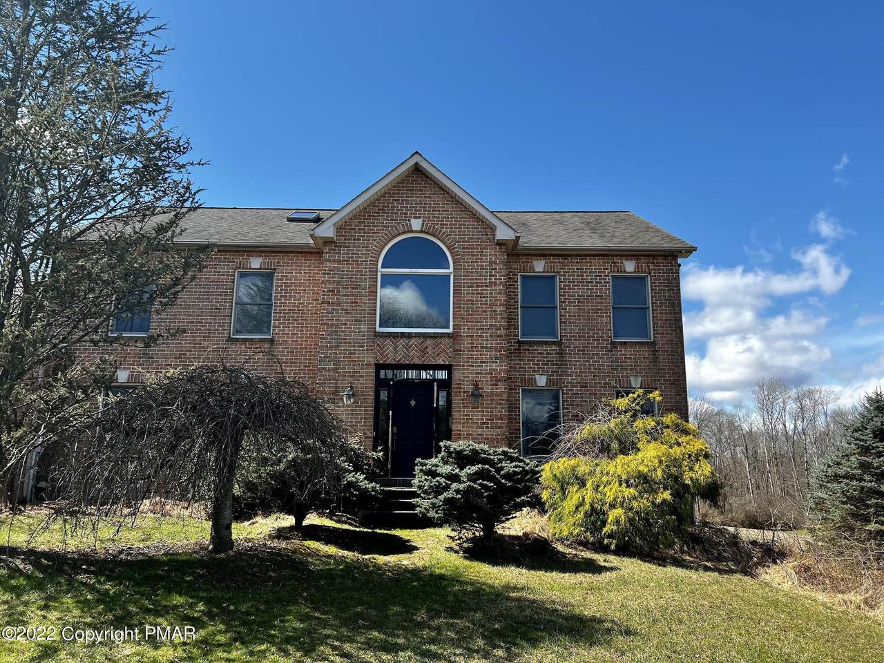 158 Russell Dr - Photo 1