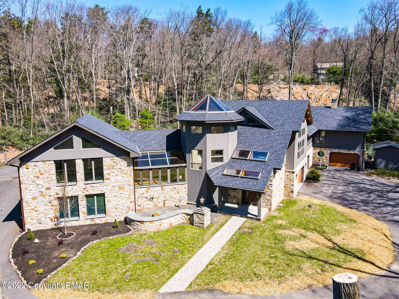 386 Camelback Rd - Photo 1
