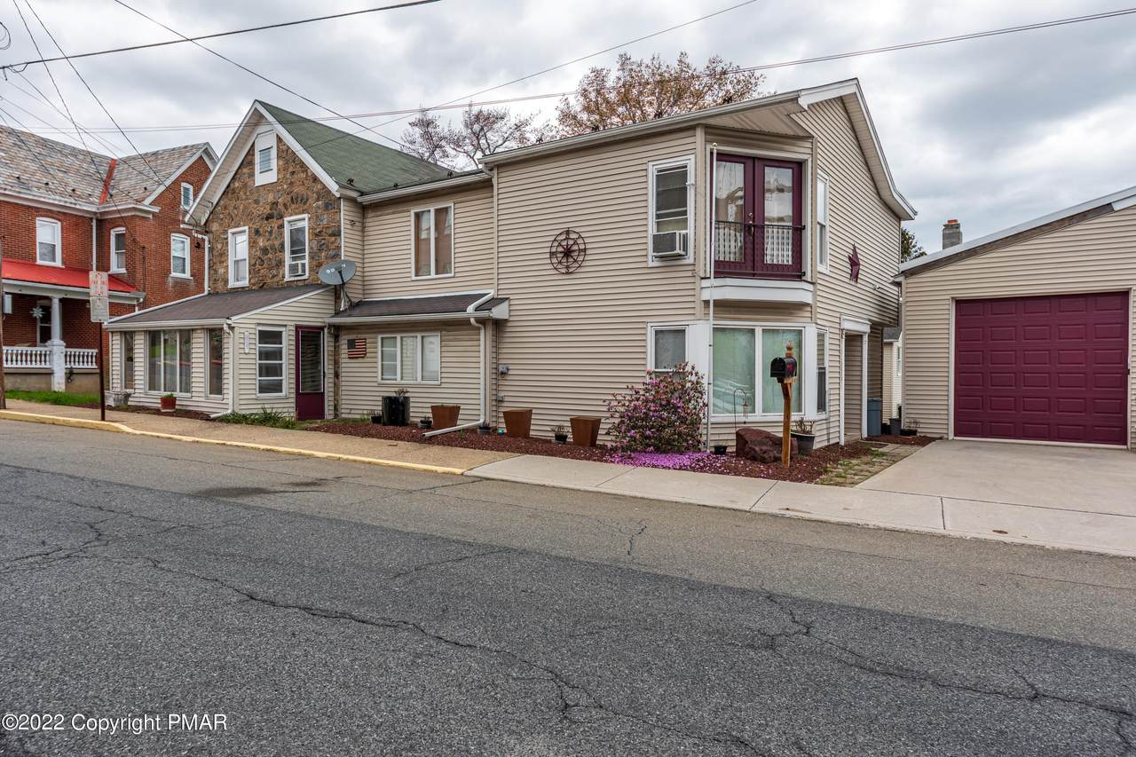 165 Garibaldi Ave - Photo 1