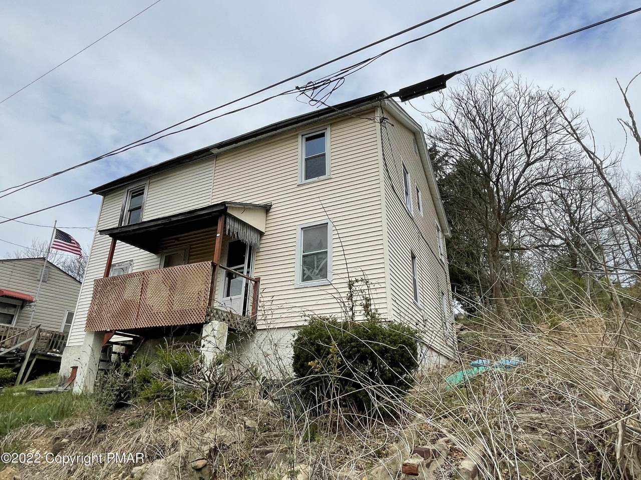 2 Hillside Ave - Photo 1