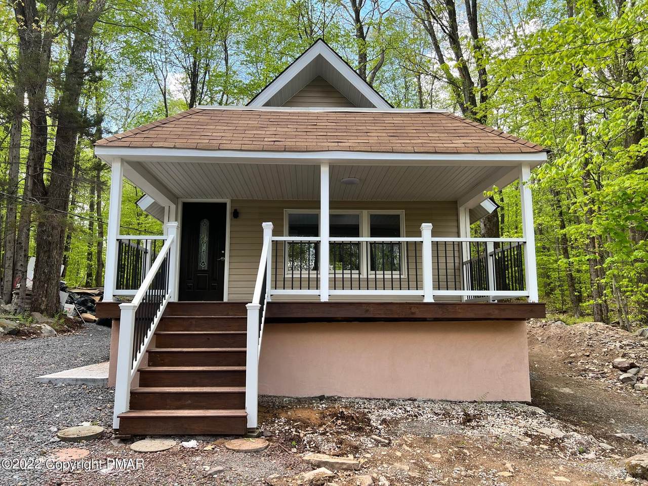 1154 Arrowhead Dr - Photo 1