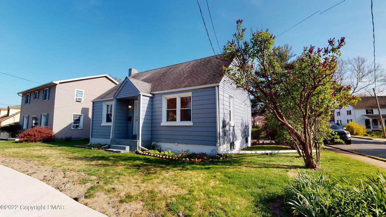 842 State Street - Photo 1