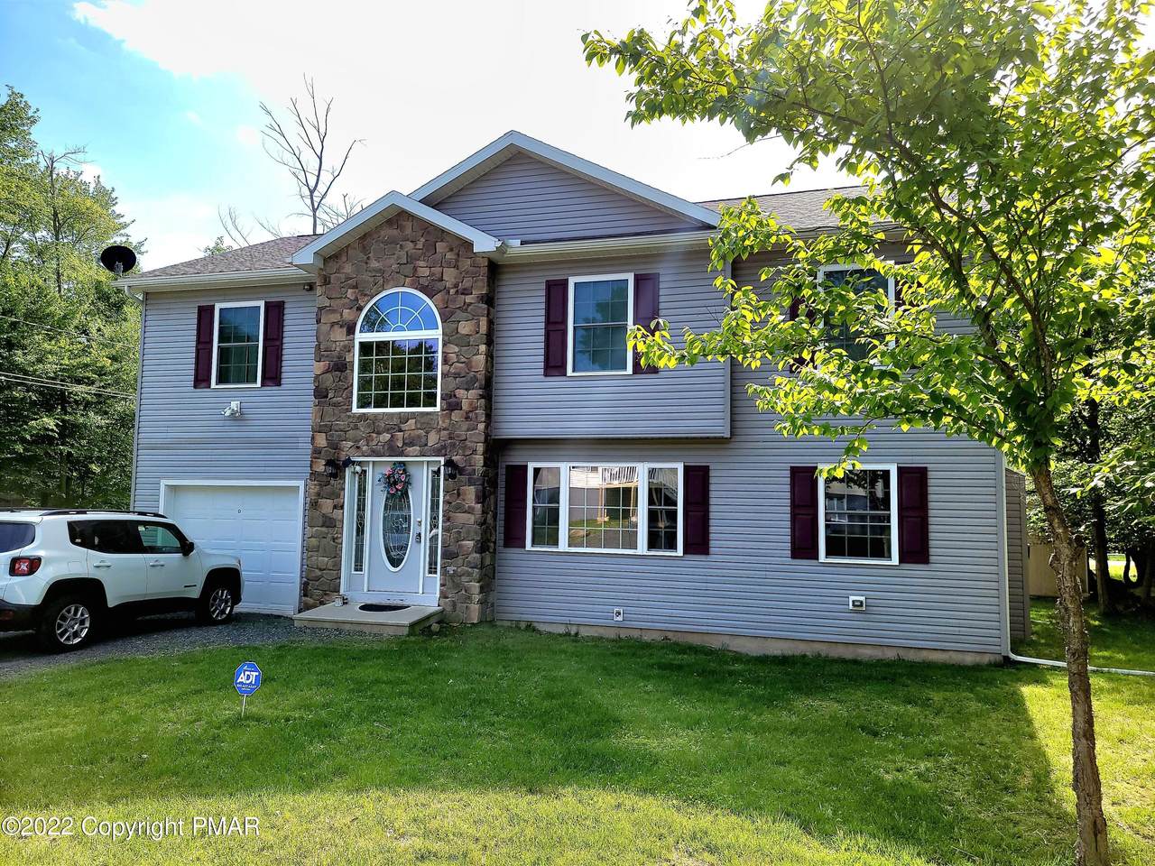 6365 Ventnor Dr - Photo 1