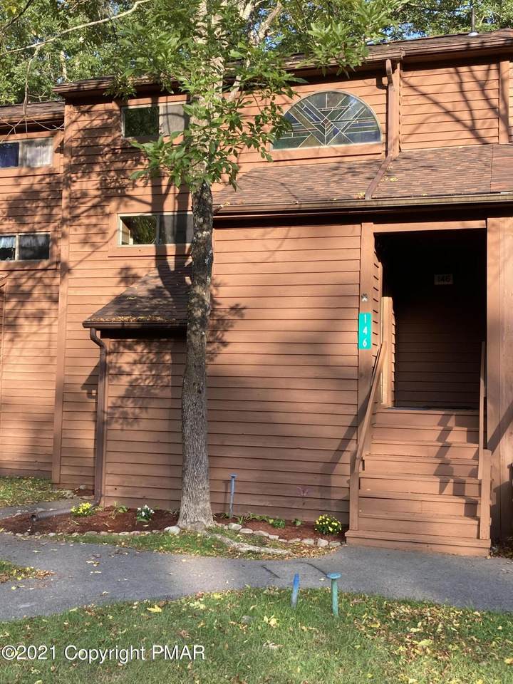 146 English Ct - Photo 1