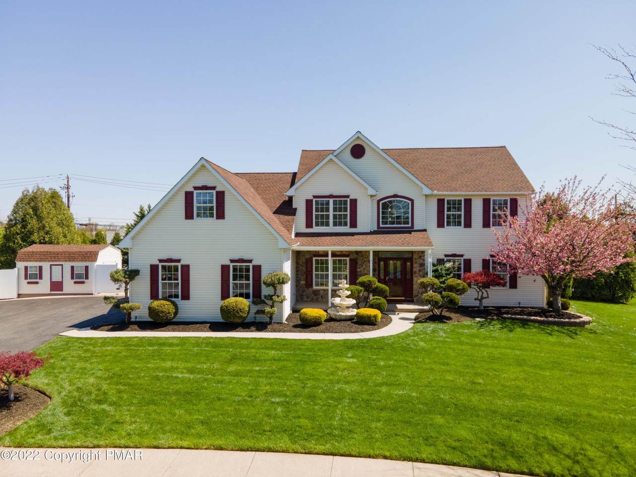2639 Halleck Dr - Photo 1