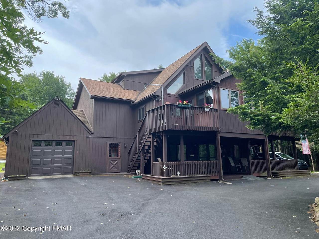 124 Burnshaw Ln - Photo 1