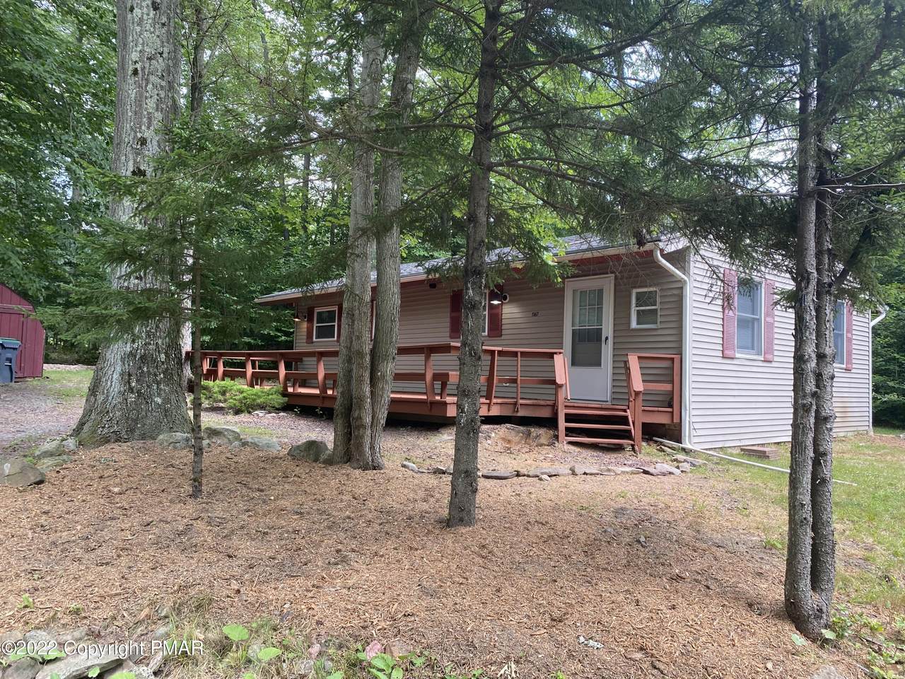 1167 Hunter Dr - Photo 1