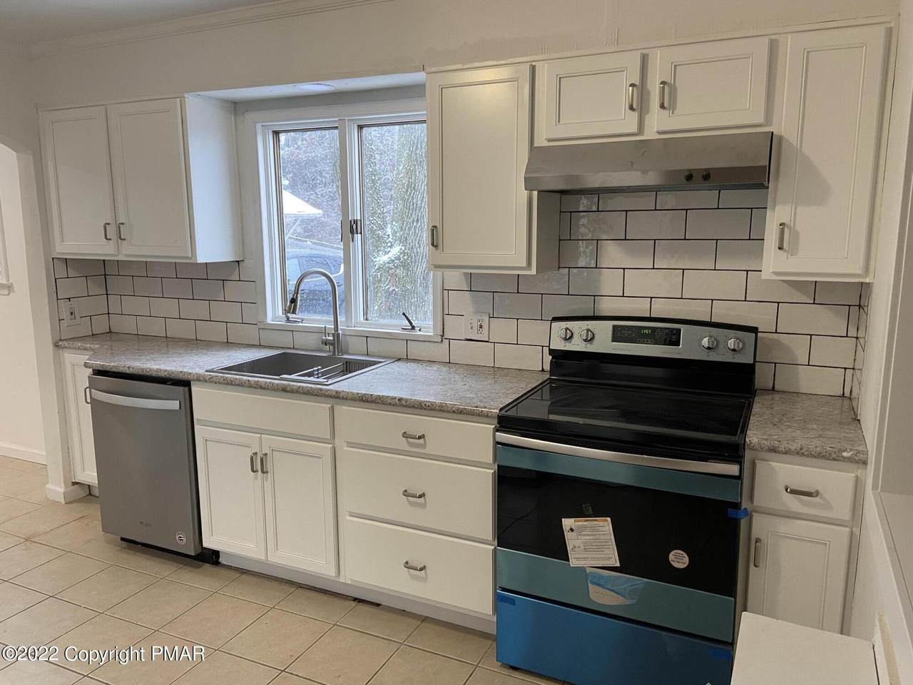 752 Milford Rd - Photo 1
