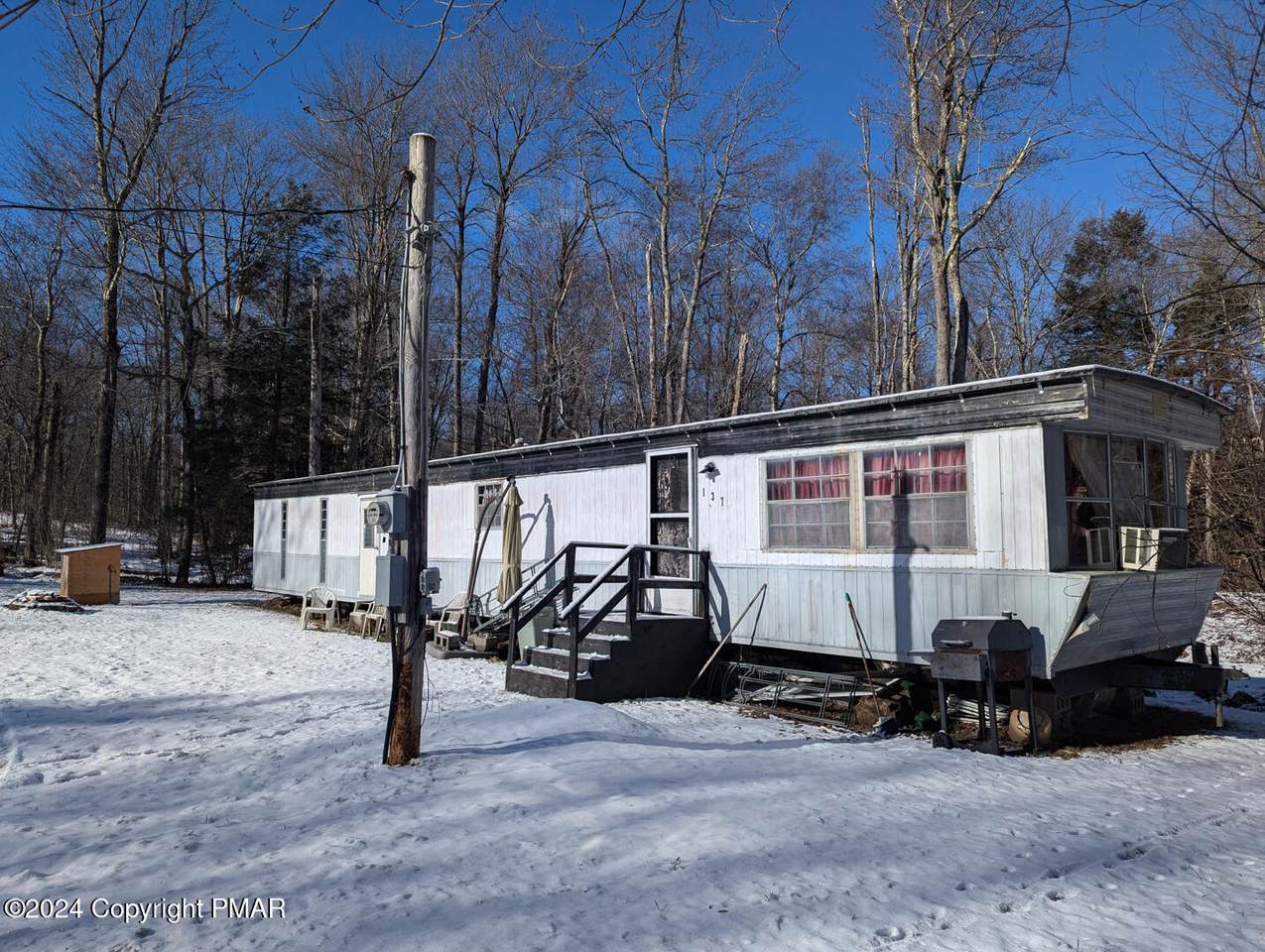 137 Broken Arrow Lane - Photo 1