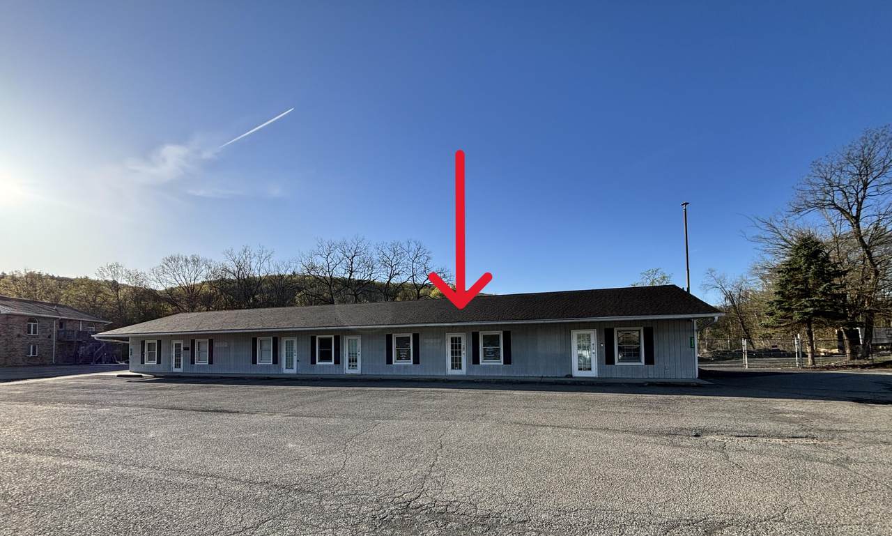 323 Dartmouth Drive - Photo 1