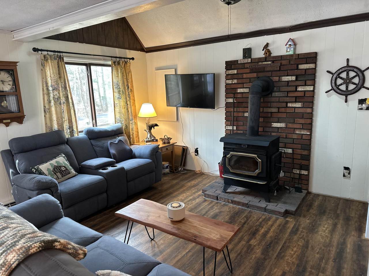 https://bt-photos.global.ssl.fastly.net/pocono/1280_boomver_1_PM-130879-2.jpg