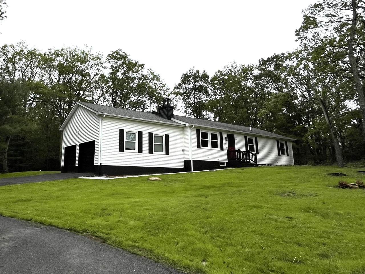 3015 Mountain Terrace - Photo 1