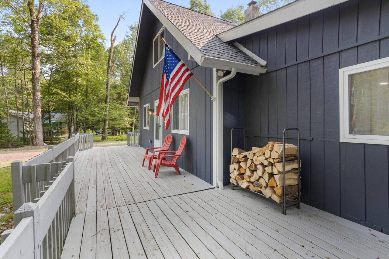 1735 Lake Lane - Photo 1
