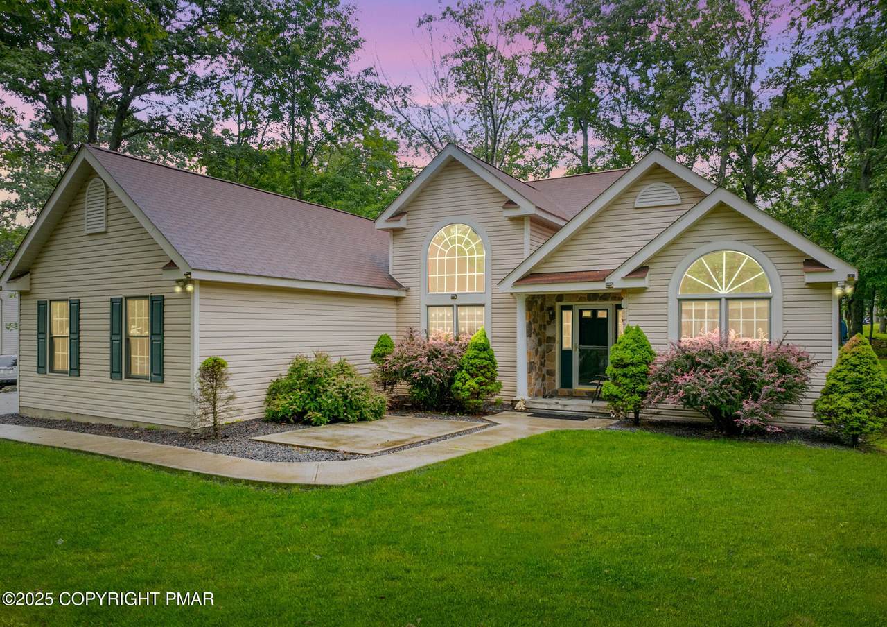 212 Withywindle Way - Photo 1