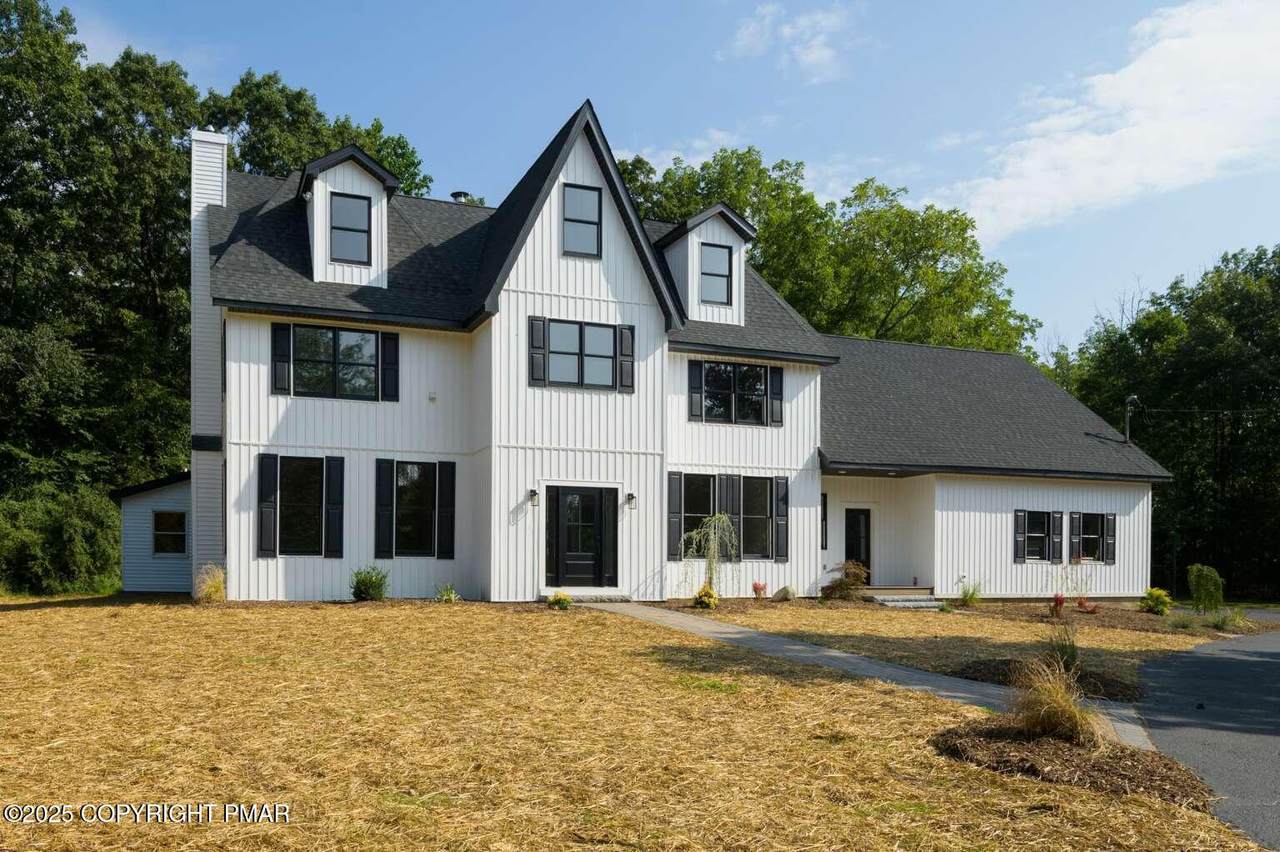 128 Manor Drive - Photo 1