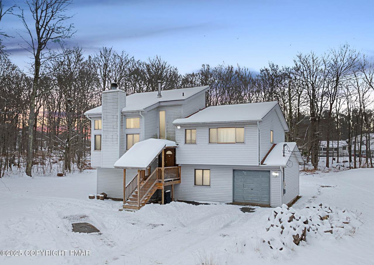 153 Thornapple Lane - Photo 1