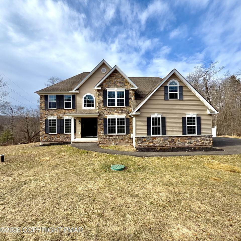 129 Doria Drive - Photo 1