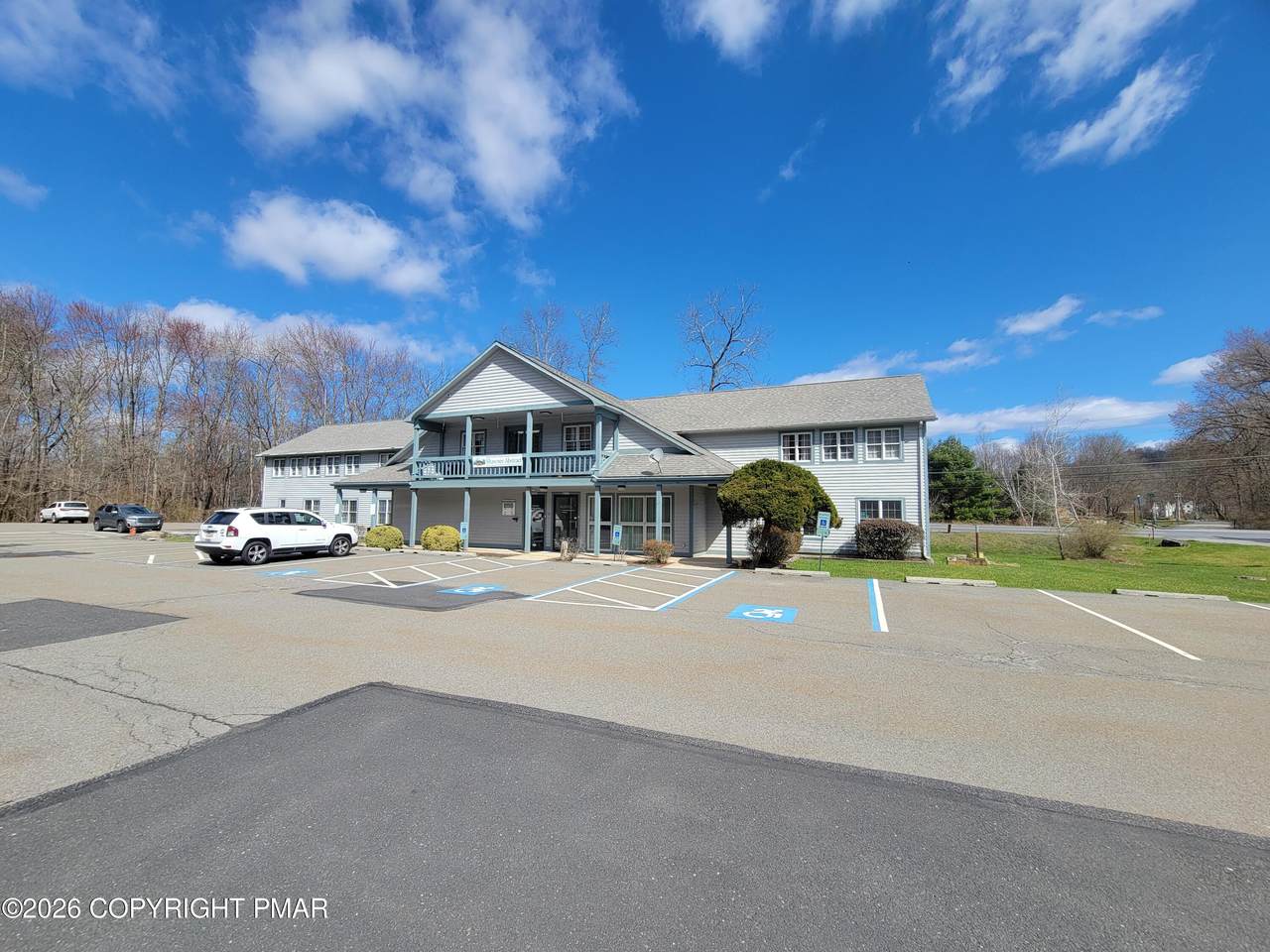106 Shawnee Square Dr, First Floor - Photo 1