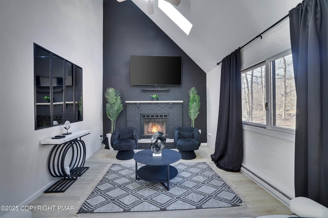 https://bt-photos.global.ssl.fastly.net/pocono/1280_boomver_2_PM-138918-2.jpg