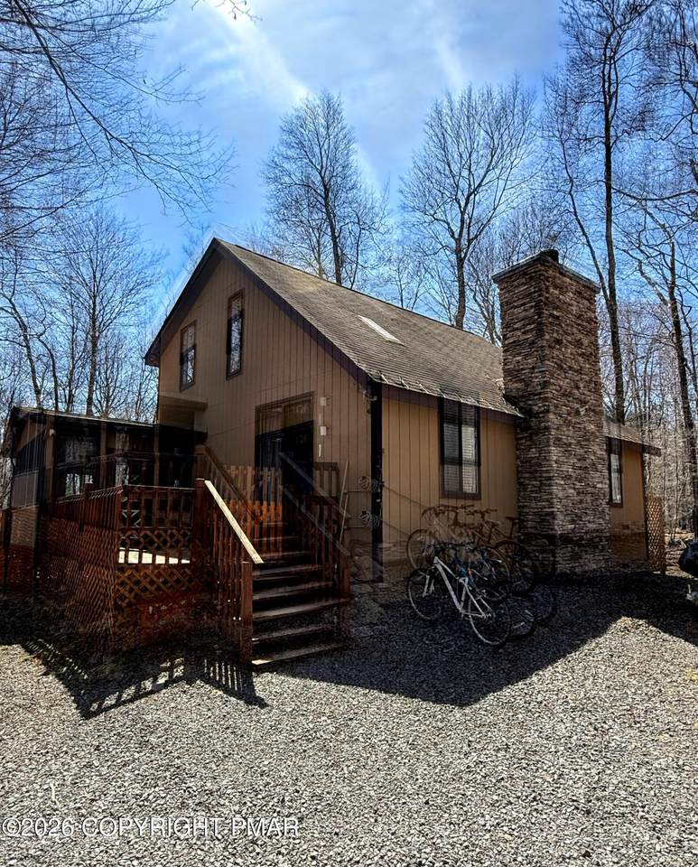 7 Leah Lane - Photo 1