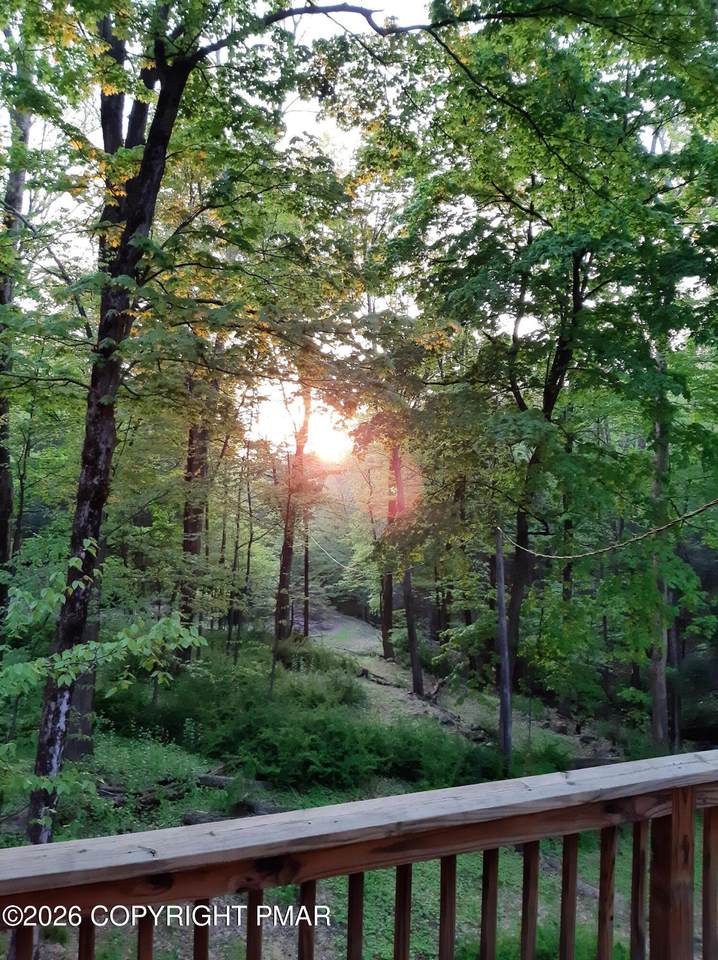 https://bt-photos.global.ssl.fastly.net/pocono/orig_boomver_2_PM-139478-2.jpg