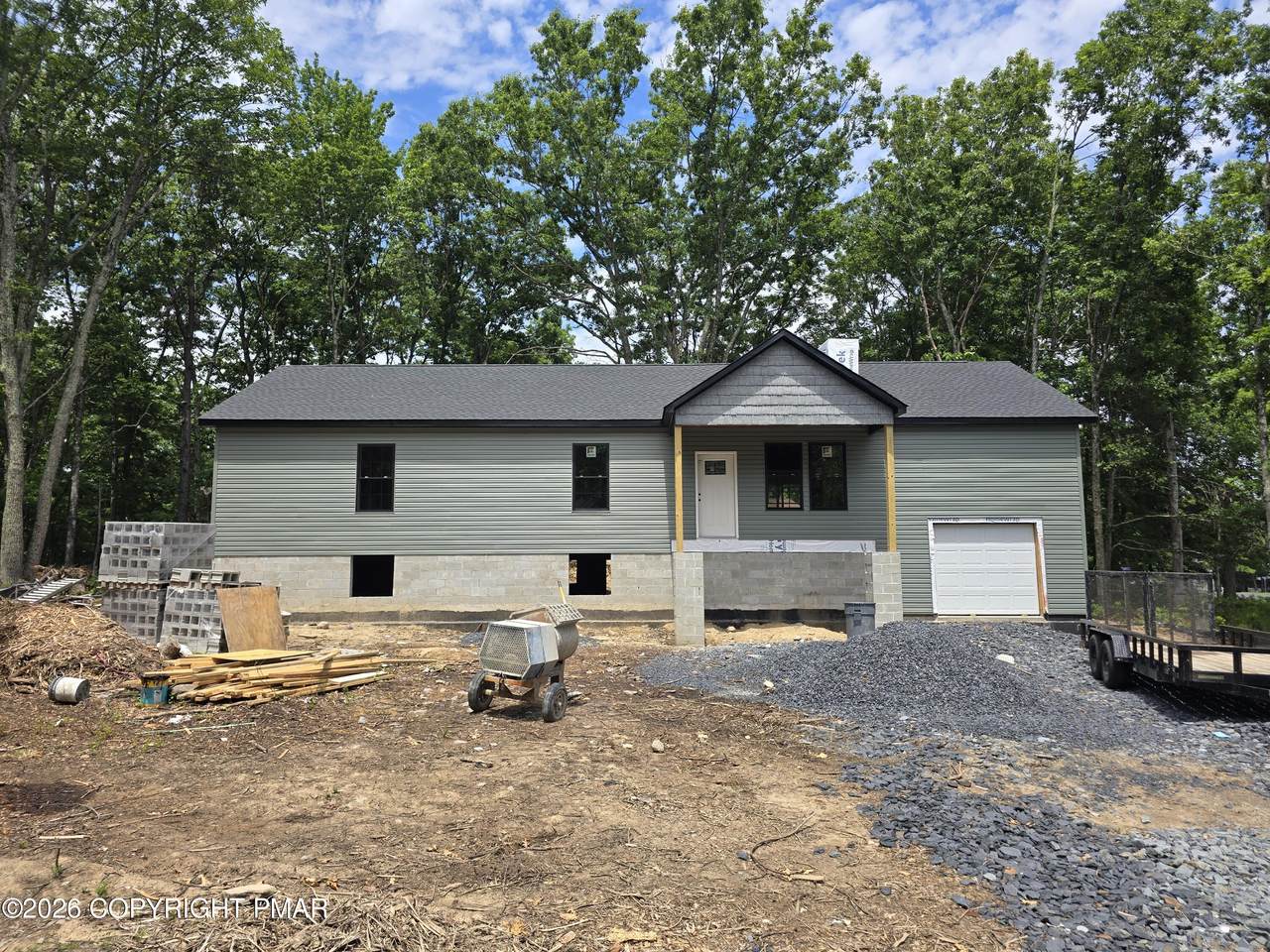 608 Gandolf - Photo 1